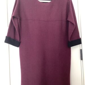 Tahari Burgundy and Black Women's Sweater
